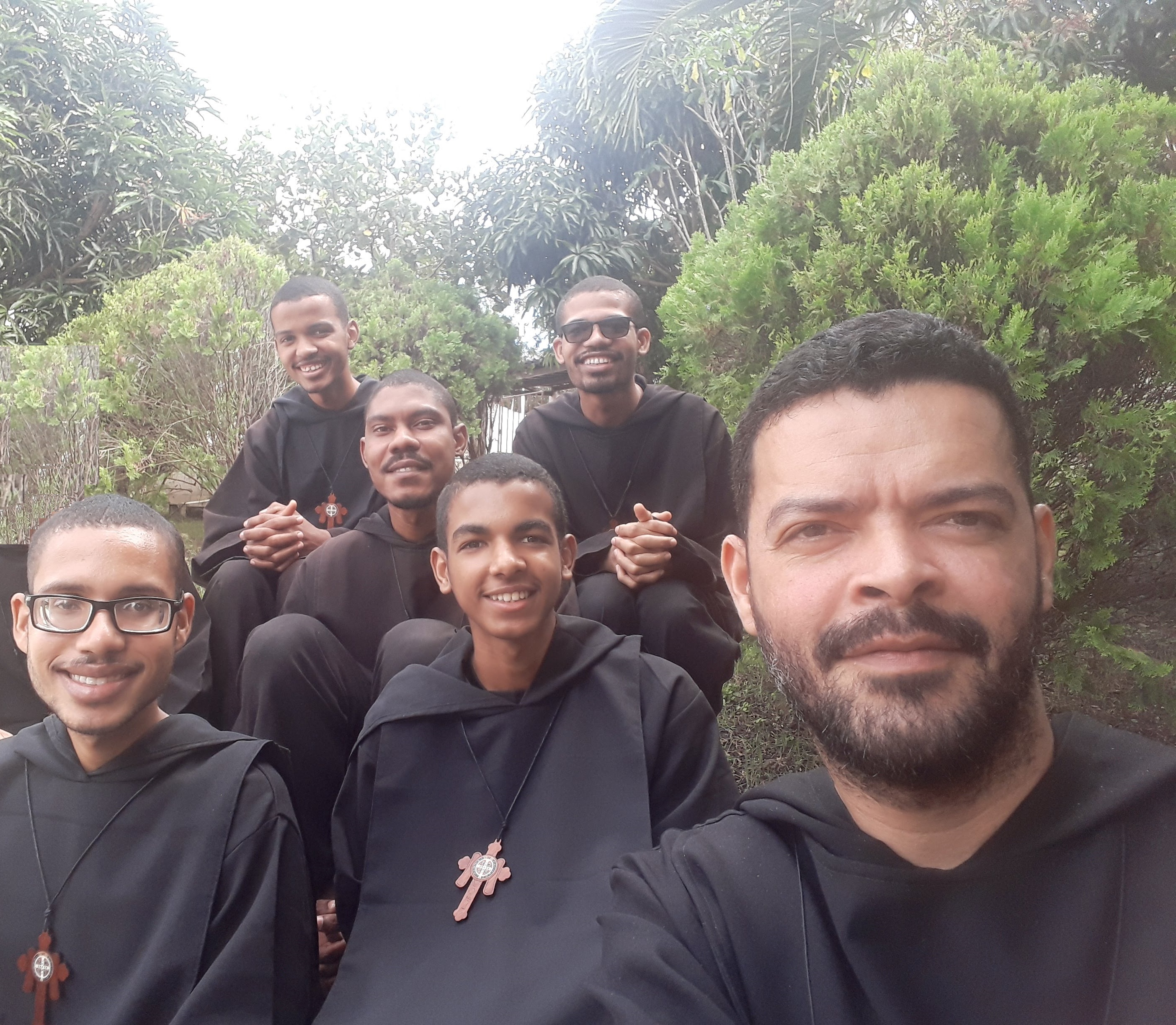 Irmãos da Comunidade